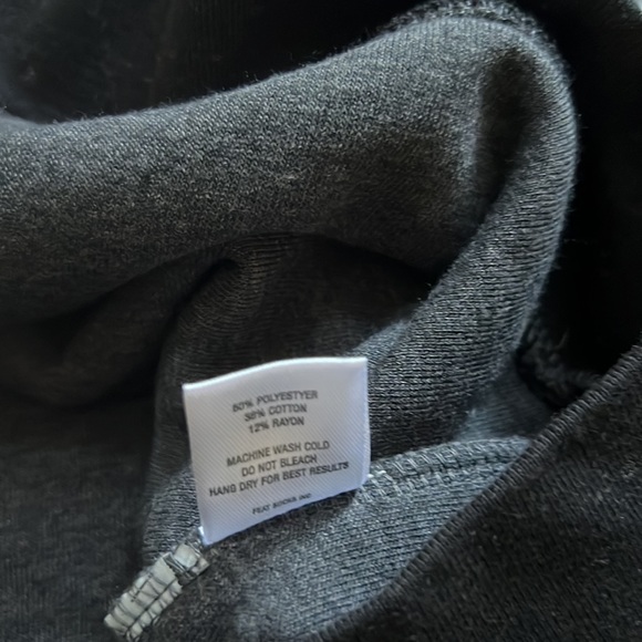 Feat Womens BlanketBlend Crewneck - Picture 10 of 11